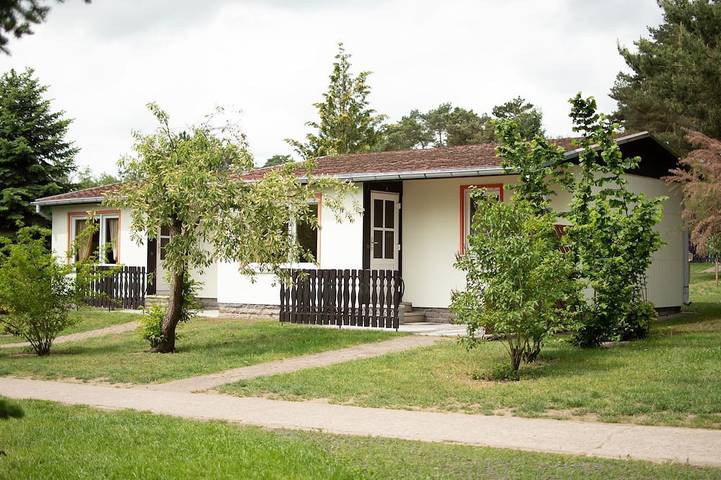 Ferienpark für 4 Personen, mit Pool und Terrasse sowie Garten, mit Haustier in Plau am See - 4