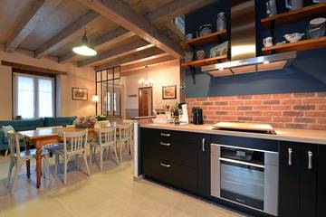 Gîte pour 8 personnes, avec terrasse et jardin à Lièpvre