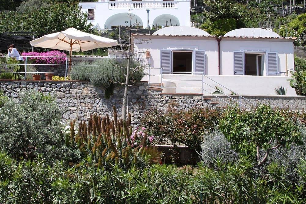 Eine atemberaubende Villa an der Amalfiküste mit Meerblick und großen privaten Gärten in Conca dei Marini, Amalfiküste