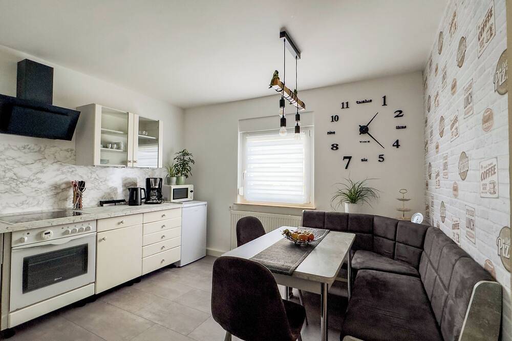 Entire apartment, Cozy vacation apartment, located between the Saxon. Switzerland a. the Dresden. in Dohna, Eastern Ore Mountains