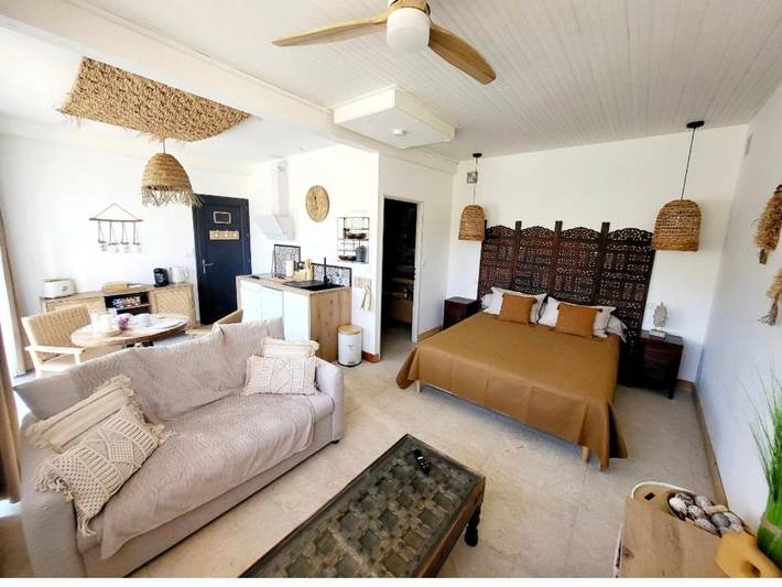 Maison d’hôte pour 2 personnes, avec jardin et vue