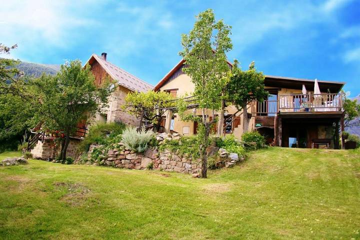 Chambre d’hôte pour 3 personnes, avec jardin et vue