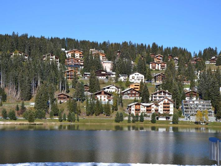 Ferienwohnung für 4 Personen, mit Balkon und Terrasse sowie Seeblick in Arosa