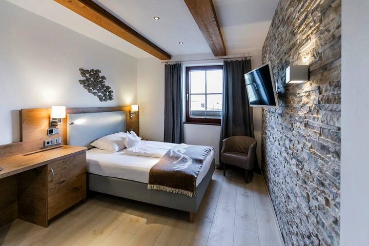 Hotel für 4 Personen, mit Terrasse und Garten sowie Pool und Sauna am Wolfgangsee - 4