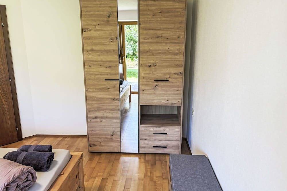 Ganze Wohnung, Herrliche Wohnung für 6 Gäste mit  W-Lan, Tv, Terrasse und Haustiere erlaubt in Weißenbach am Lech, Außerfern