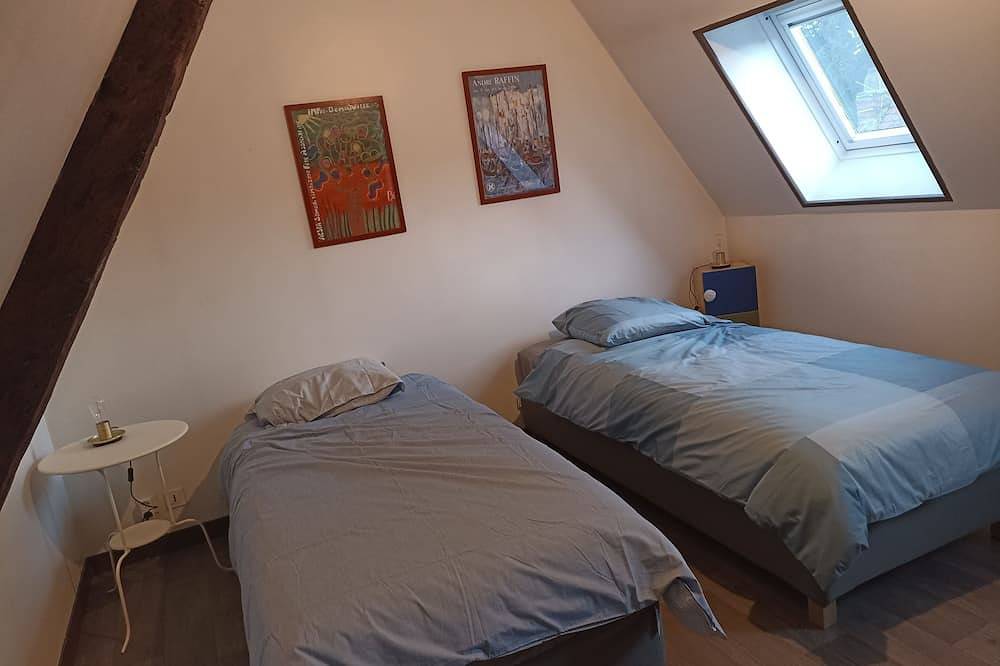 Entire apartment, Apy Bayeux: *** apartment in the heart of the city in Bayeux, Bayeux region