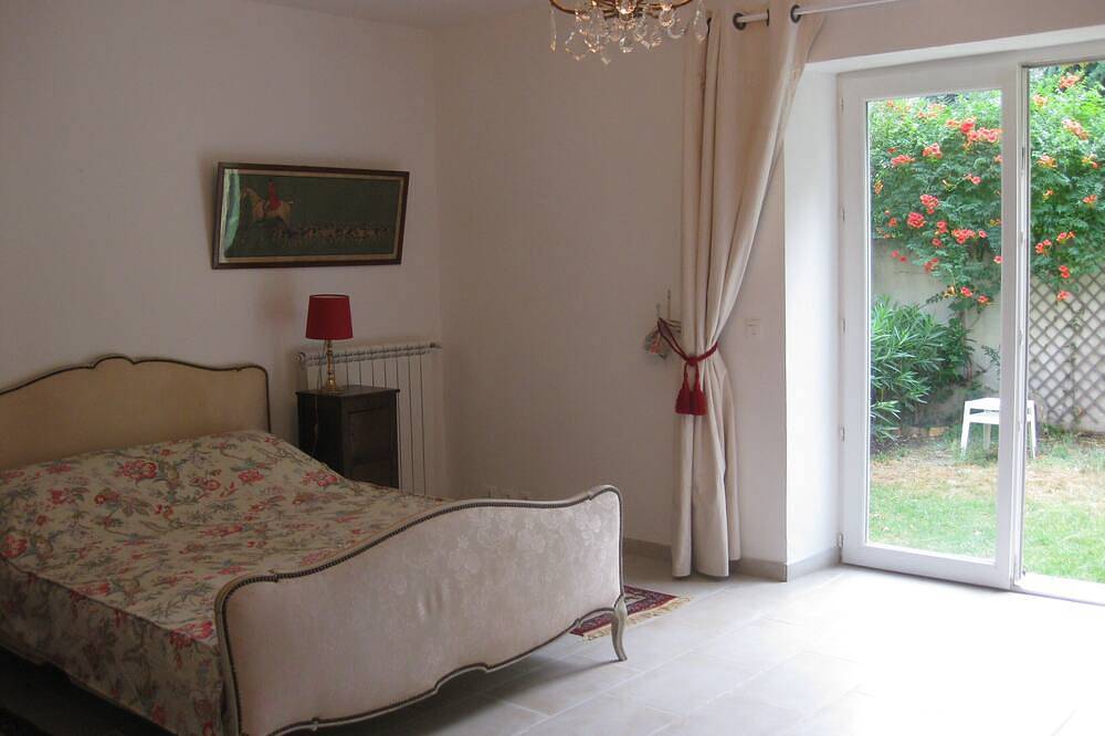 Maison spacieuse sur jardin centre de Pézenas in Pézenas, Côte d'Améthyste