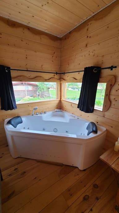 One-Bedroom Chalet in Lisle-sur-Tarn, Région d'Albi