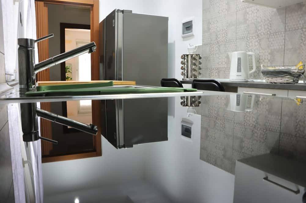 Entire apartment, A few steps from Legnano station (Miko Apartment) in Legnano, Milan Province