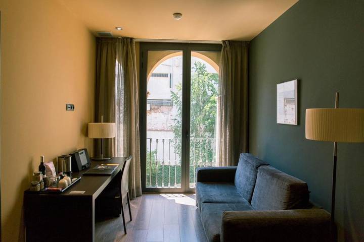 Hôtel pour 2 personnes, avec piscine et jardin, adapté aux familles à Gérone - 4