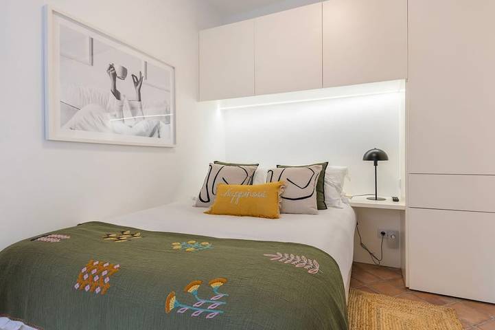 Ganze Wohnung, Sunny Garden 2Bdr Apartment by LovelyStay in Santa Engrácia, São Vicente (Lissabon)