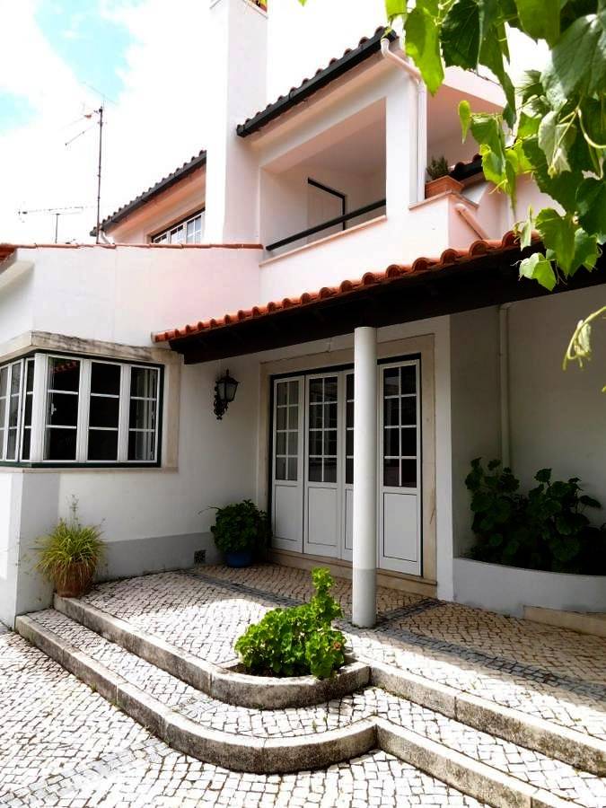 Location de vacances pour 9 personnes, avec jardin et terrasse dans Torres Novas
