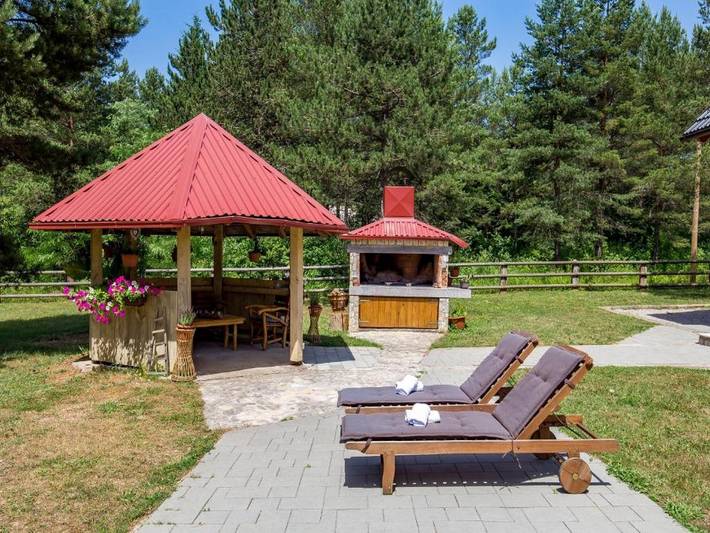 Ganze Wohnung, Ferienwohnung für 2 Personen mit Garten in Rudanovac, Plitvicer Seen