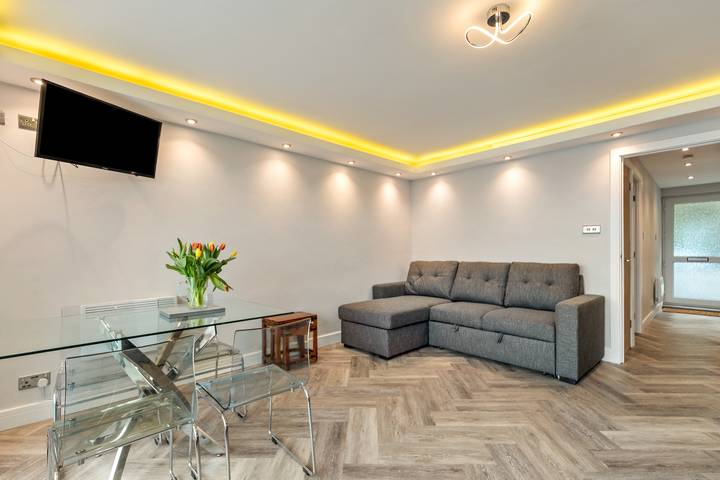 Apartment for 4 people, with Ocean view and Terrace as well as View in Saundersfoot