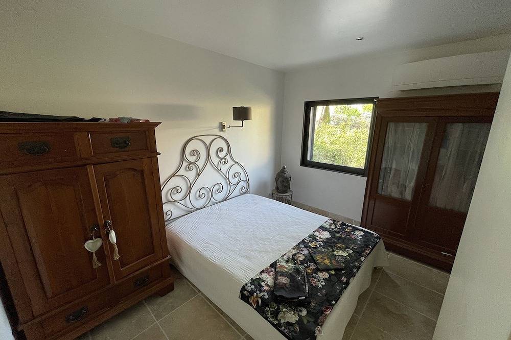 Villa In The Heart Of Provence in Bouc-Bel-Air, Region de Aix-en-Provence