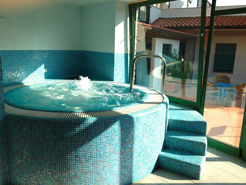 Apartamento entero, Dei Fiori Comfort 5 pax in Pietra Ligure, Pietra Ligure Municipio