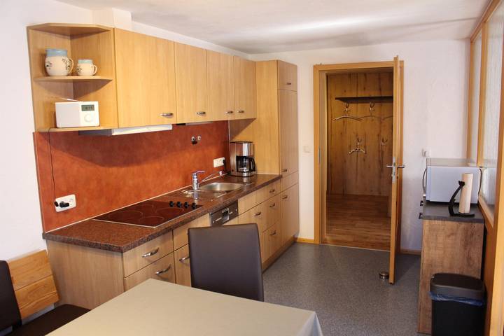 Ferienwohnung für 4 Personen, mit Balkon und Terrasse sowie Garten in Fischen - 2