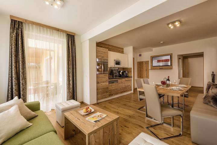 Ferienwohnung für 2 Personen, mit Balkon und Terrasse sowie Garten in Altenmarkt im Pongau