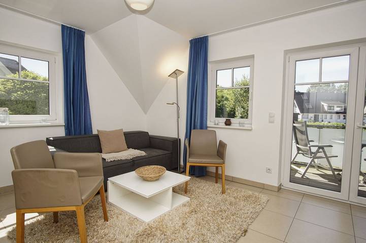 Ferienwohnung für 5 Personen, mit Balkon und Terrasse sowie Pool und Sauna in Lobbe - 4