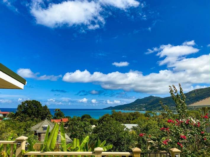 Gîte pour 2 personnes, avec vue et jardin dans Beau Vallon - 2