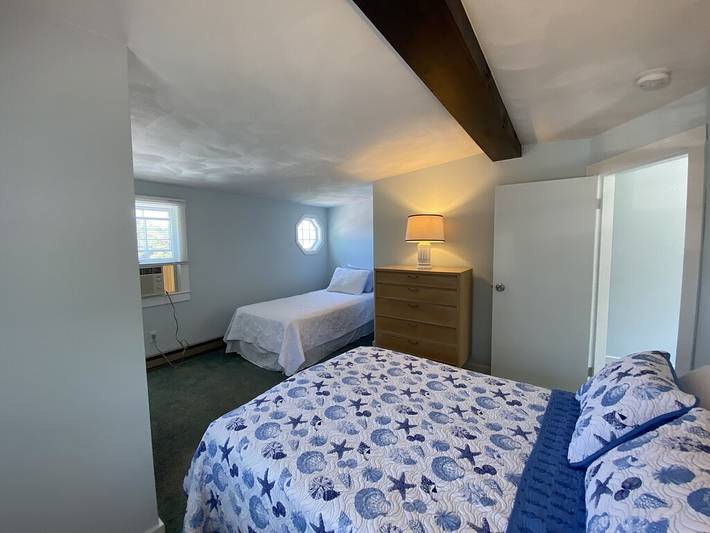 Vacation rental for 6 people, with yard and terrace in Middletown