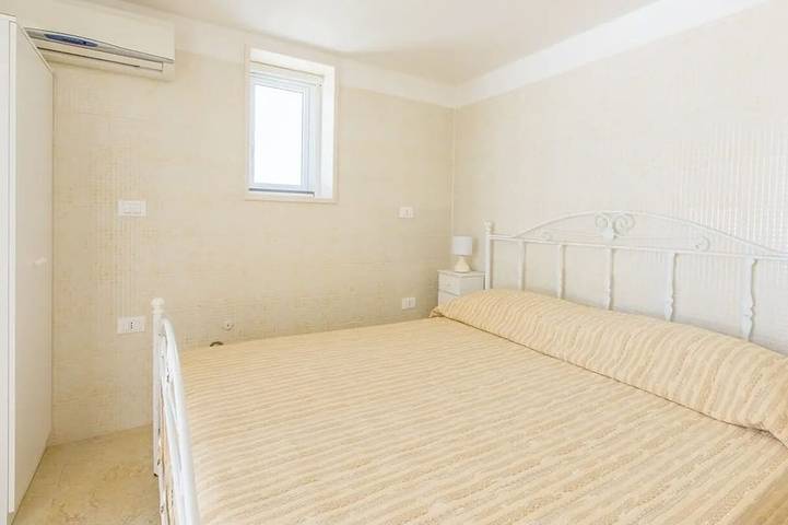 Swan villa with private pool, absolute privacy in Pantanagianni, Carovigno