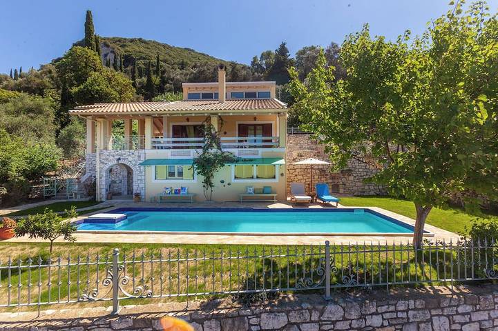 Villa for 6 people in Greece