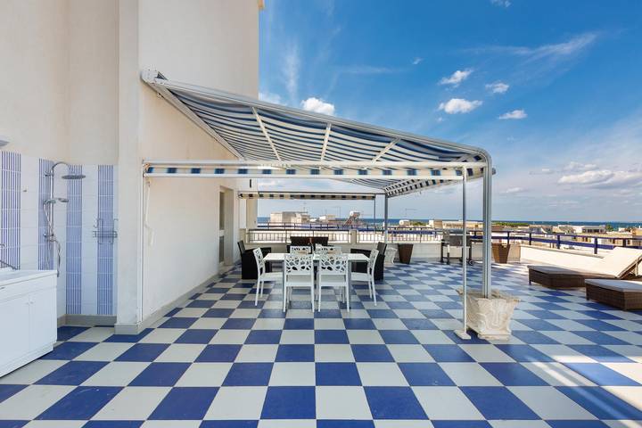 Gîte pour 5 personnes, avec terrasse à Porto Cesareo