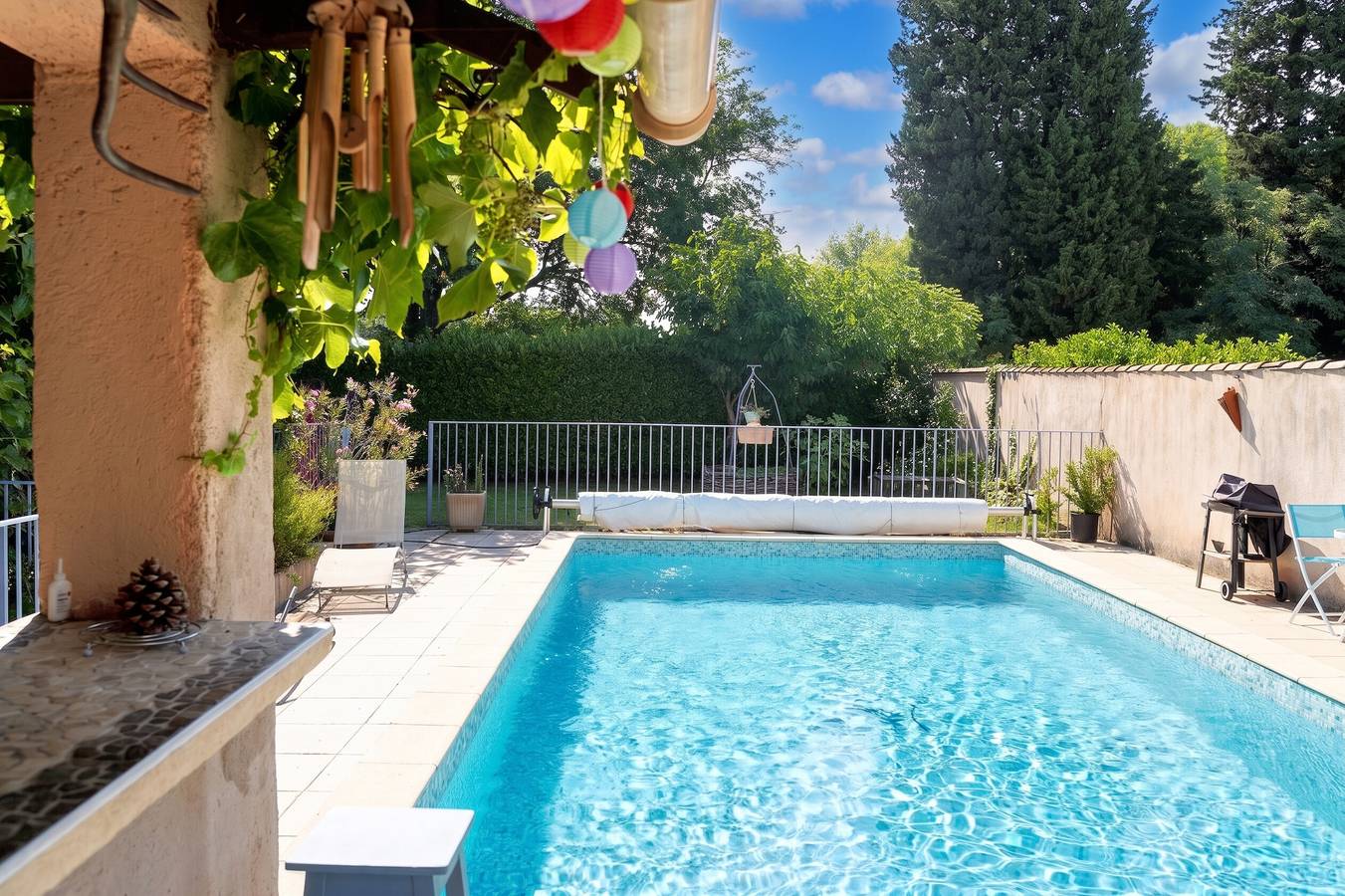 Ganze Wohnung, Charmante Wohnung bei Avignon mit privatem Pool in Le Pontet, Vaucluse