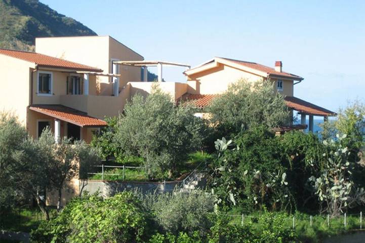 Appartement entier, Spisidda House - Lipari Studio - Near Gioiosa Marea in Piraino, Province de Messina