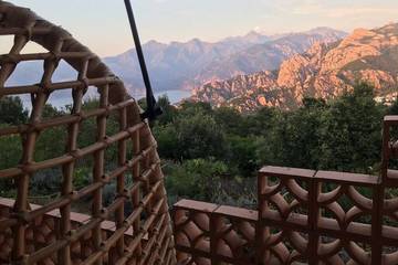 Villa pour 14 personnes, avec balcon et jardin, animaux acceptés à Piana