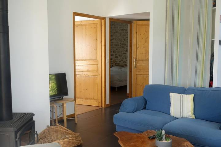 Gîte pour 4 personnes, avec jardin à Chailly-en-Bière - 4