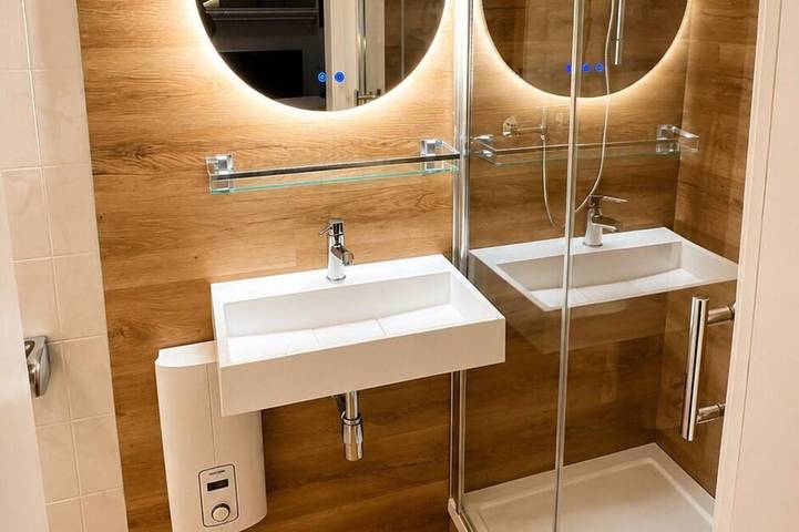 Ganze Wohnung, Troisdorf - City - 145 Qm - 1 bis 6 Personen in Troisdorf, Rhein-Sieg-Kreis