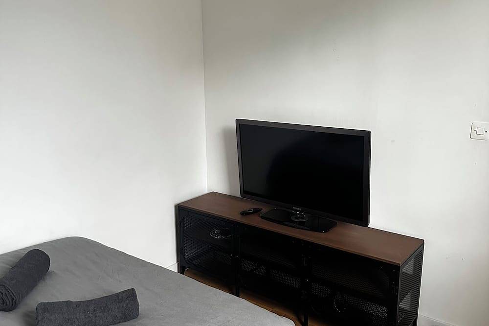 Entire apartment, Appartement Montespan - Parking Privée in Évry-Courcouronnes, Essonne