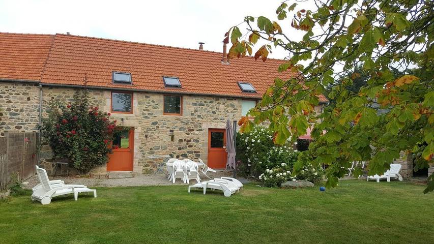 Gîte pour 6 personnes, avec Terrasse et Jardin
