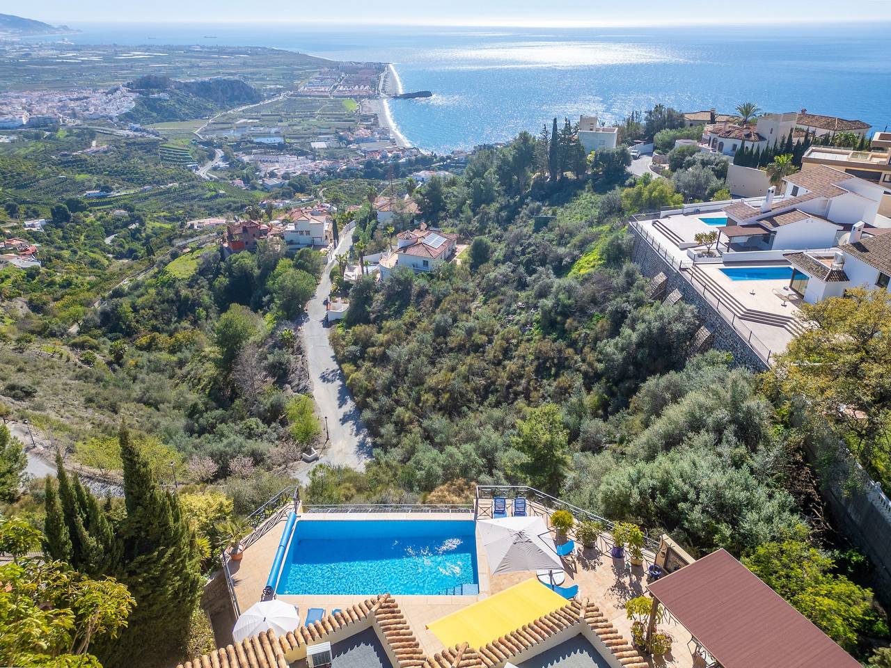 Villa 'Aura' con vistas al mar, Wi-Fi y aire acondicionado in Salobreña, Costa Tropical
