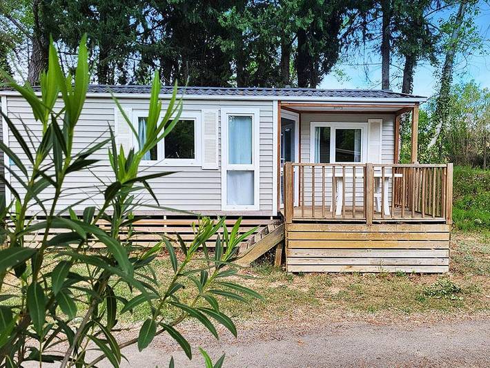 Camping Le Val de Cesse - Mobilheim 4 personen - Malin 20m² - 2 Schlafzimmer - Klimaanlage - Terrasse -. in Mirepeisset, Mittelmeerküste (Frankreich)