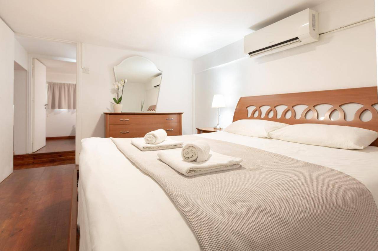 Entire apartment, Studio without Balcony in Finikoudes Beach, Larnaca District