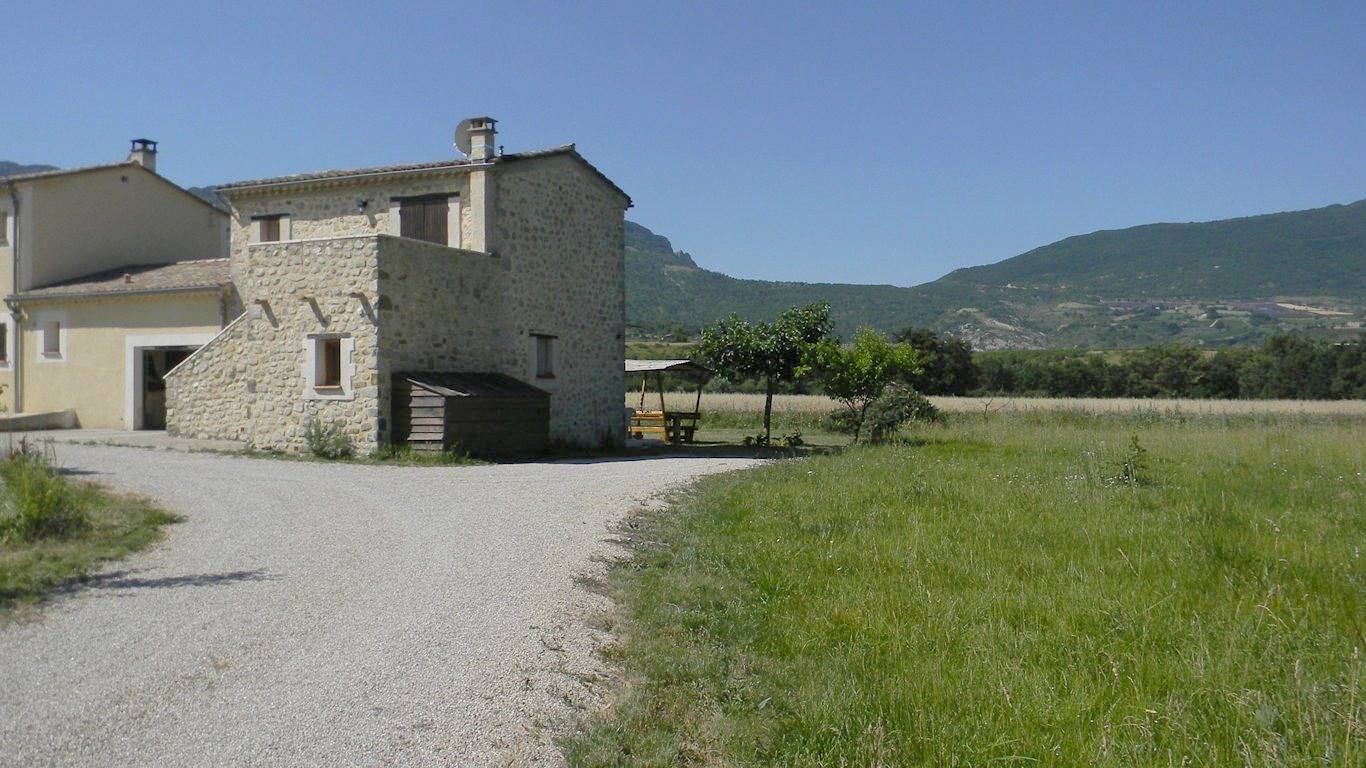 Le Cabanon, gîte en Drôme provençale Baronnies in Sainte-Jalle, Région de nyons