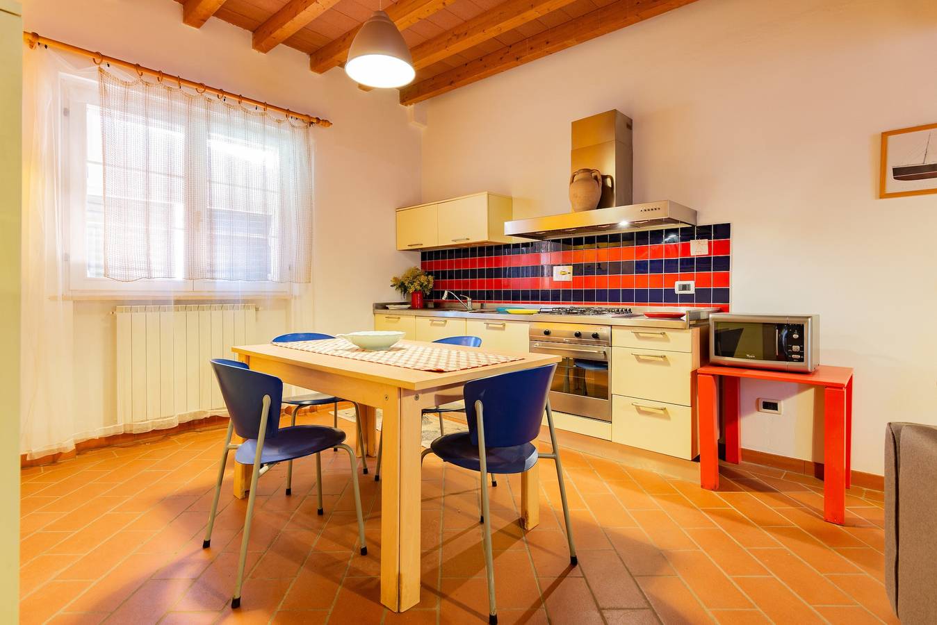 Appartamento intero, Appartamento 'Casa Zuccale' con vista mare, piscina condivisa e terrazze in Capoliveri, Isola d'Elba