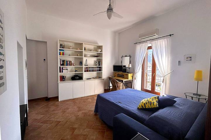 Ganze Wohnung, Didyme - Wohnung am Strand mit Panorama-Meerblick und Wifi in Lipari