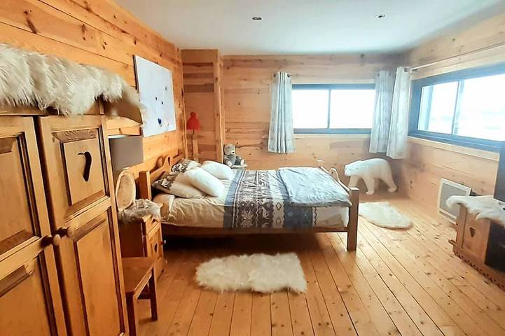 Gîte pour 17 personnes, avec balcon, animaux acceptés à Formiguères - 2