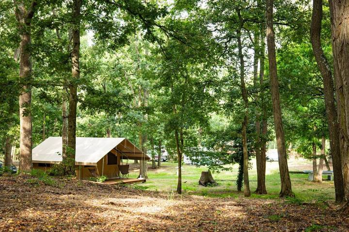 Camping pour 2 personnes, avec Terrasse ainsi que Jardin et Vue