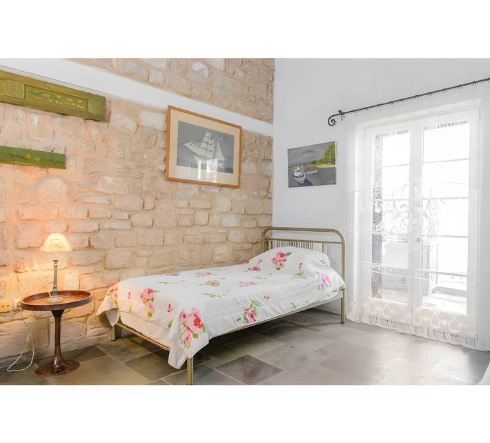 Location de vacances pour 4 personnes, avec jardin, adapté aux familles dans Égine - 2