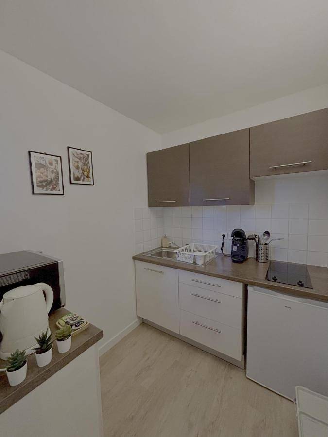 Gîte pour 2 personnes, avec piscine et terrasse, animaux acceptés à Saint-Gély-du-Fesc - 4