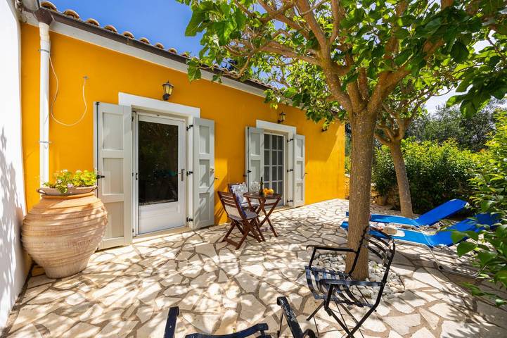 Gîte pour 2 personnes, avec jardin et terrasse dans Paxos - 2