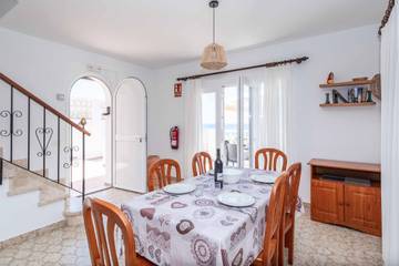Villa in Alaior Municipality, Coast of Menorca für 6 