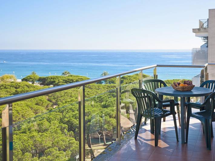 Ferienwohnung für 6 Personen, mit Pool und Terrasse in Blanes - 2