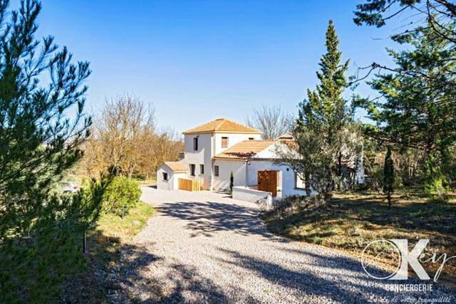 Maison de vacances pour 14 personnes, avec piscine ainsi que jardin et vue - 1