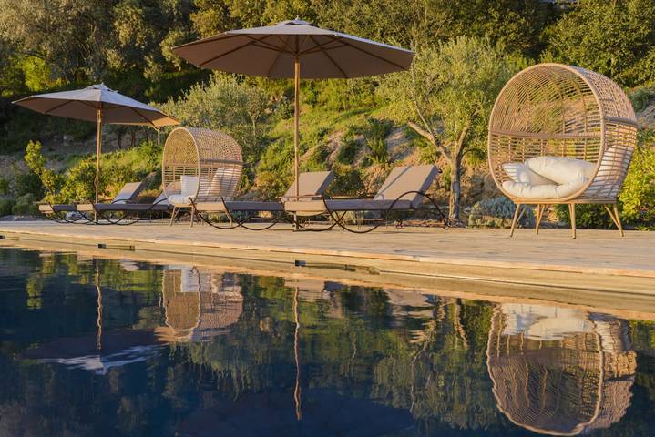 Cottage pour 2 personnes, avec piscine ainsi que jacuzzi et jardin à Sari-d'Orcino
